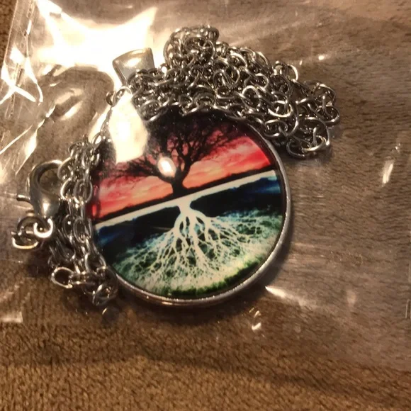 Multicolor Tree of Life Necklace Celtic NEW - Picture 4 of 4